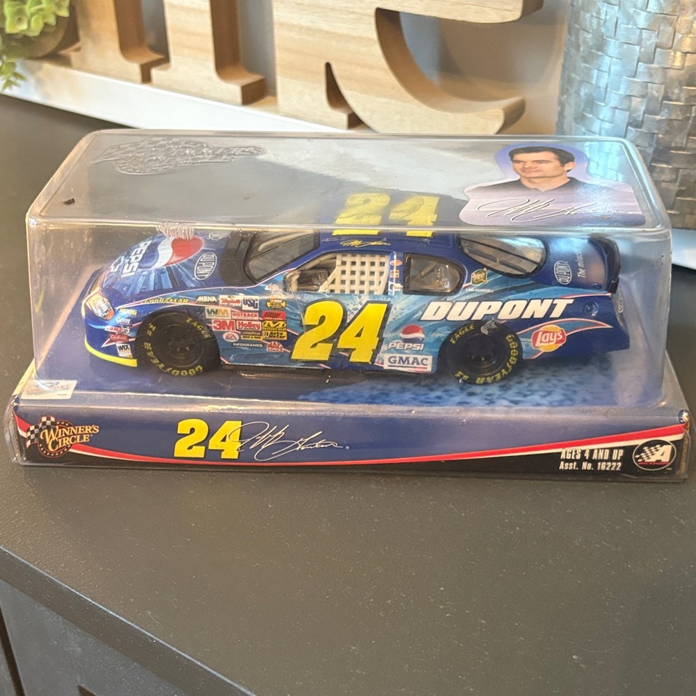 JEFF GORDON NASCAR Winners Circle Collectible